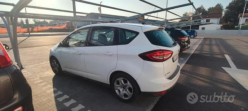Usata Ford C-MAX 95 CV (69 kW) 2016 Bianco Monovolume