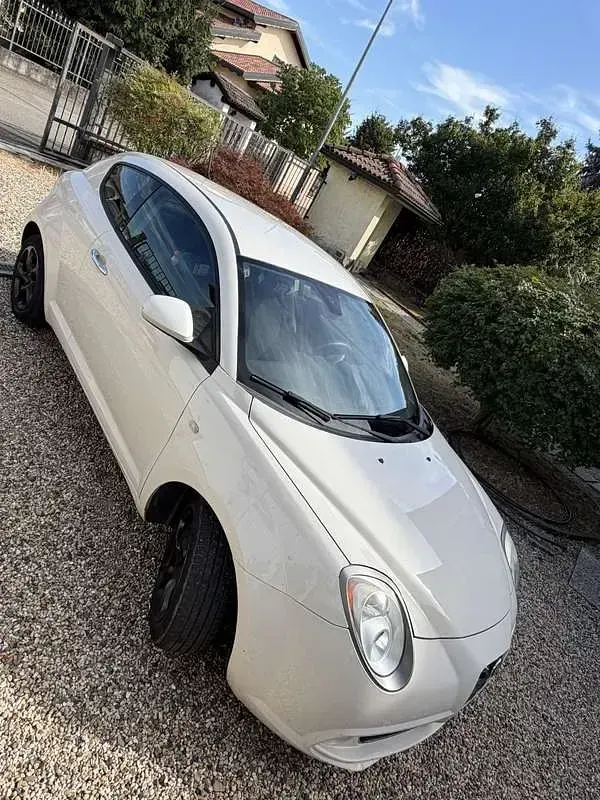 Usata Alfa Romeo MiTo Progression 79 CV (58 kW) 2011 Bianco Utilitaria