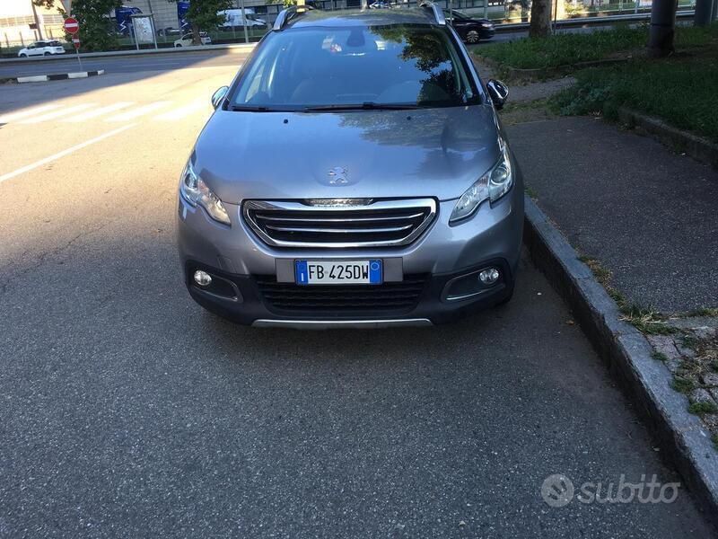 Usata Peugeot 2008 2015 Grigio SUV