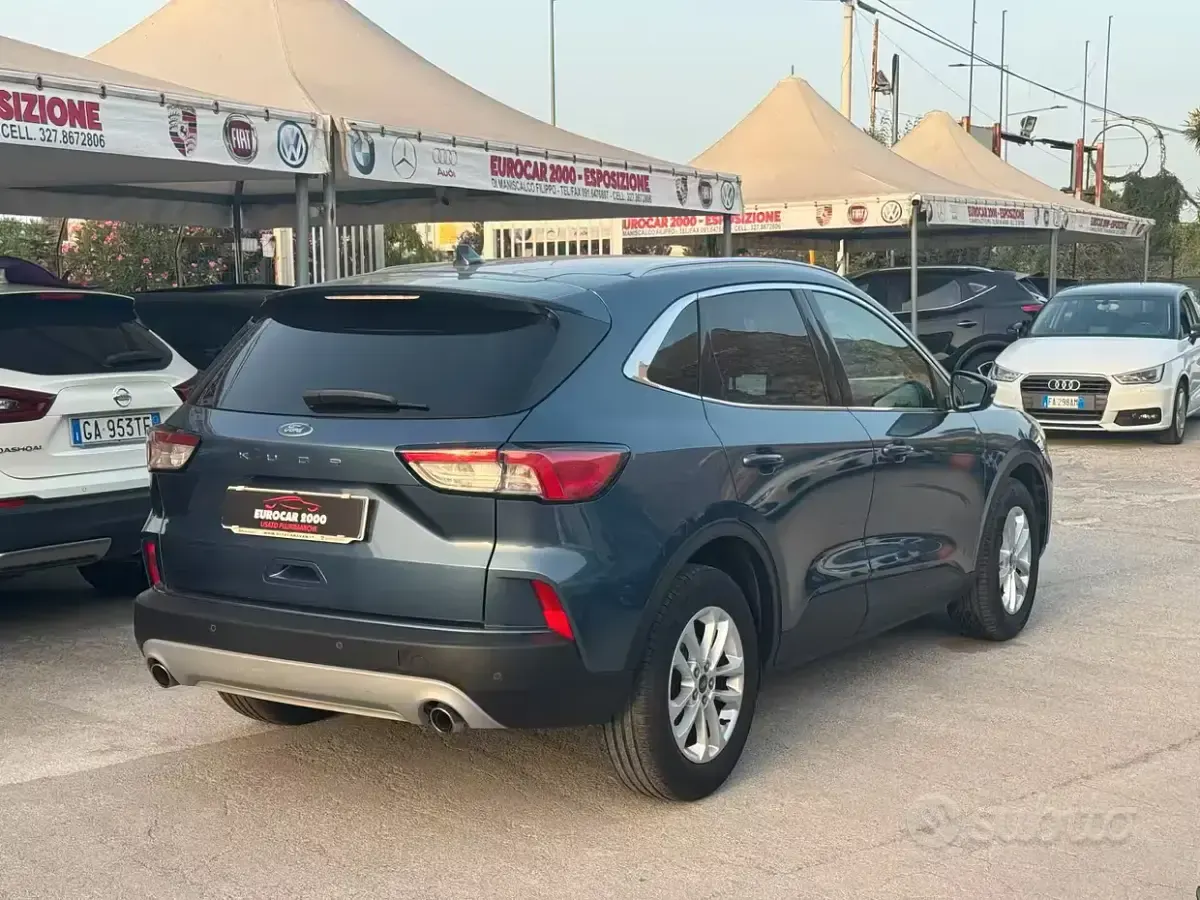 Usata Ford Kuga Titanium 120 CV (88 kW) 2020 Blu SUV