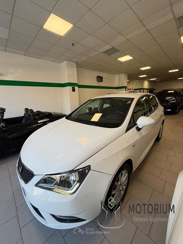 Usata Seat Leon CONNECT 75 CV (55 kW) 2015 Bianco Berlina