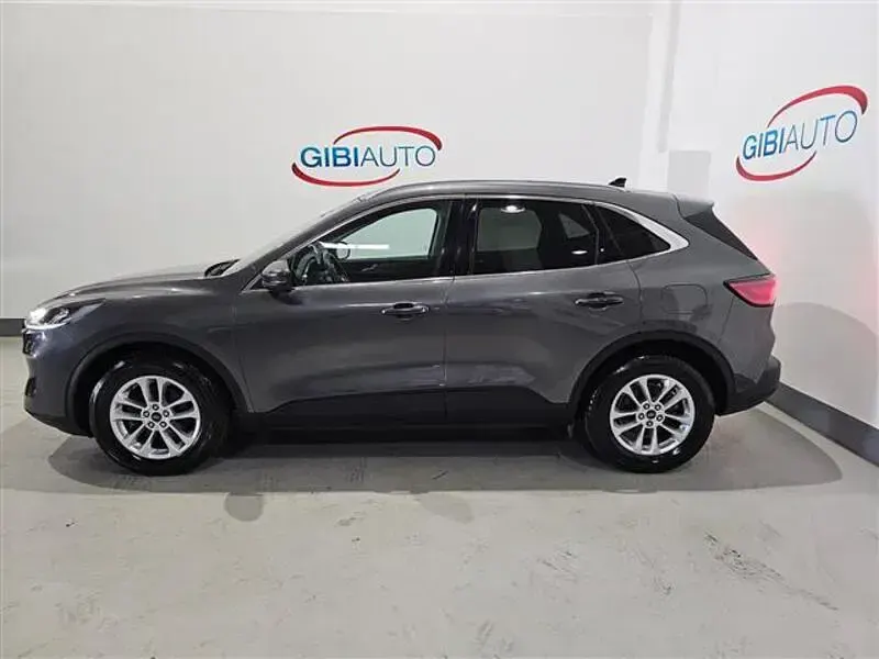 Usata Ford Kuga Titanium 150 CV (110 kW) 2020 Grigio SUV