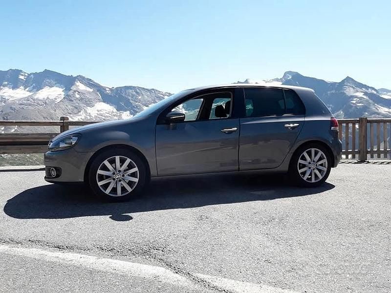 Usata VW Golf VI 140 CV (102 kW) 2011 Grigio Utilitaria