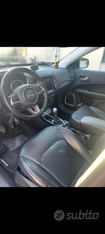 Occasion Jeep Compass 120 ch (88 kW) 2019 Vert SUV