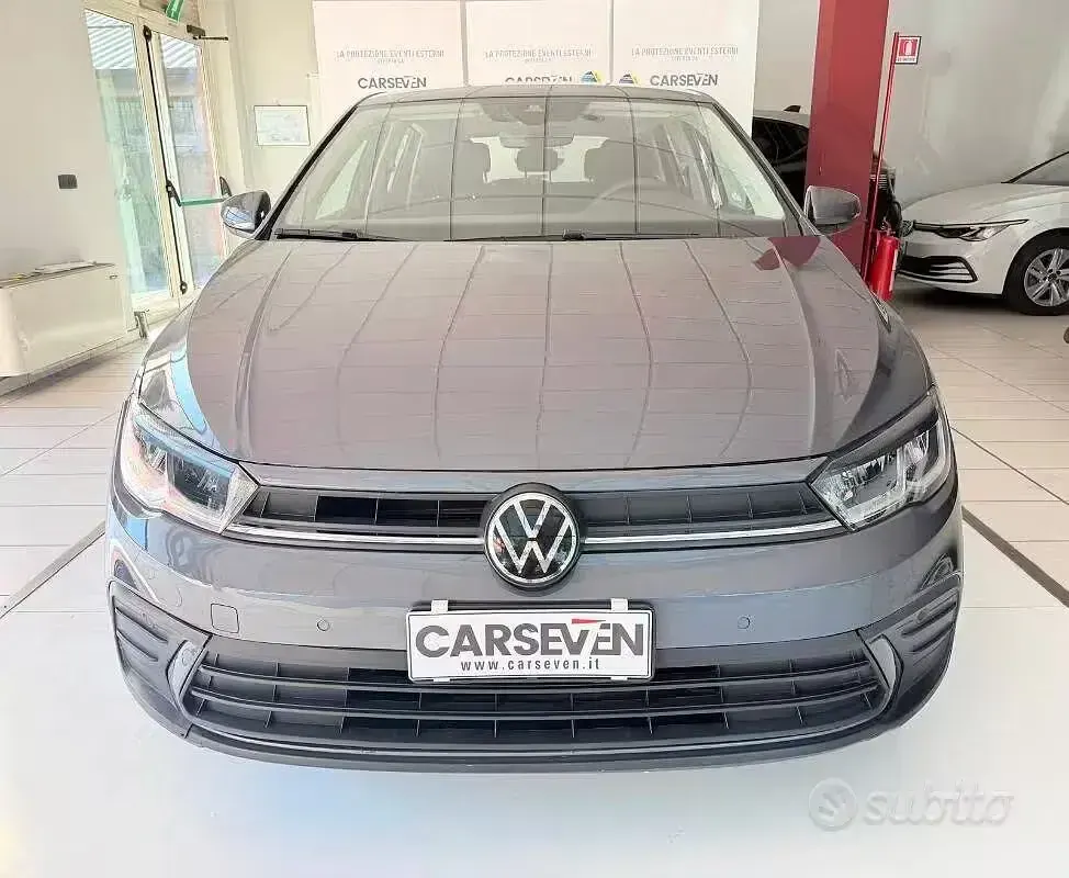 Usata VW Polo 80 CV (58 kW) 2022 Grigio Utilitaria
