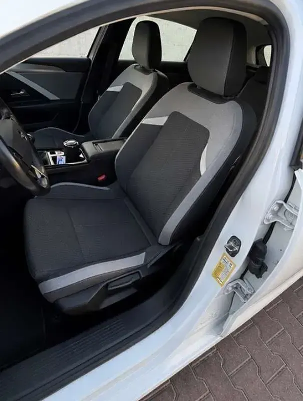 Usata Opel Astra Edition 110 CV (80 kW) 2023 Utilitaria