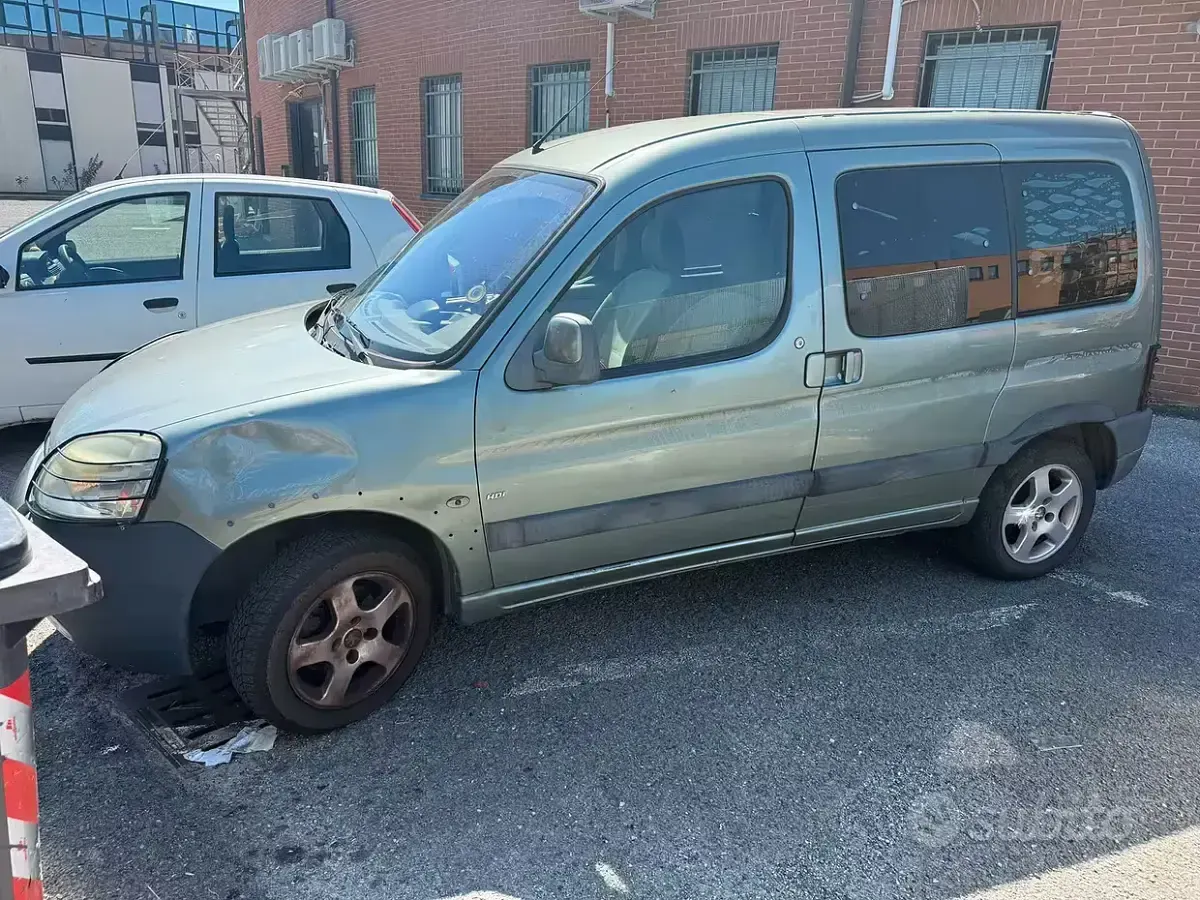Usata Peugeot Partner 90 CV (66 kW) 2004 Verde Monovolume