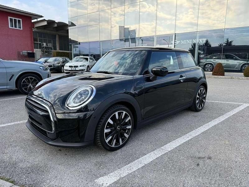 Usata Mini ONE 75 CV (55 kW) 2022 Nero Utilitaria