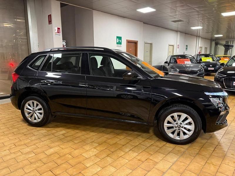 Usata Skoda Kamiq Selection 95 CV (69 kW) 2025 Nero tulipano / perlato SUV