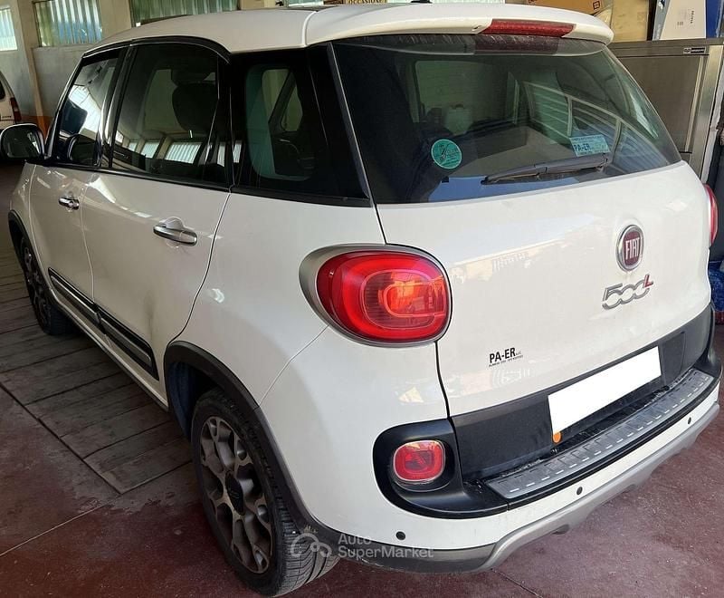 Usata Fiat 500L Trekking 95 CV (69 kW) 2016 Bianco Monovolume