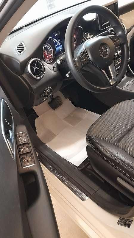 Usata Mercedes CLA180 131 CV (96 kW) 2014 Berlina