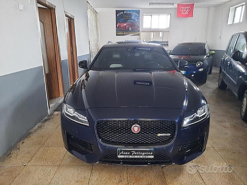 Usata Jaguar XF R-Sport 180 CV (132 kW) 2015 Blu Berlina