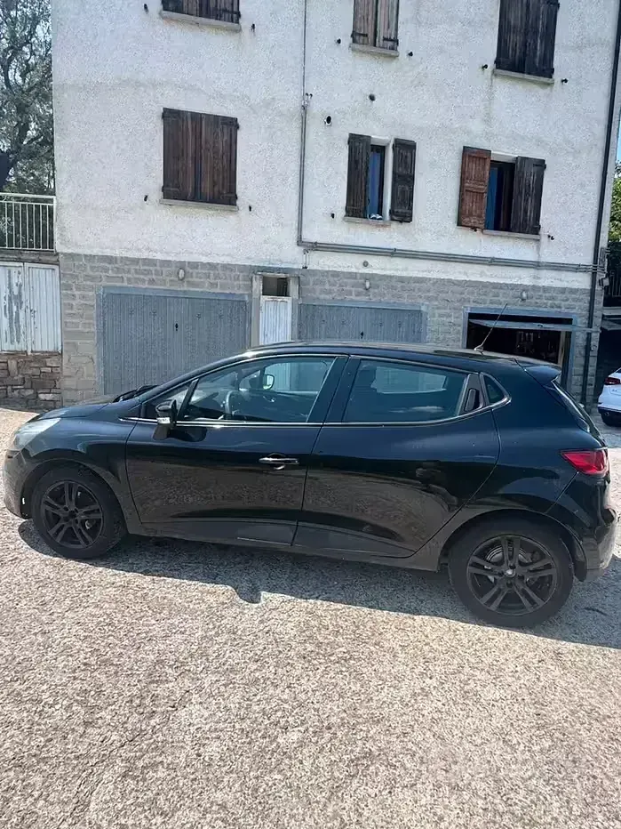 Usata Renault Clio IV 75 CV (55 kW) 2016 Nero Berlina