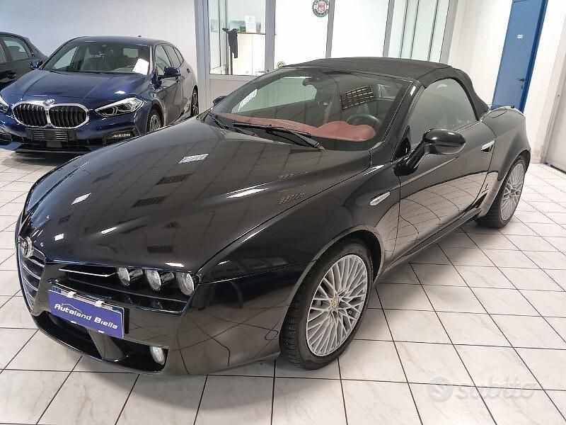 Usata Alfa Romeo Spider Exclusive 200 CV (147 kW) 2007 Nero Cabrio