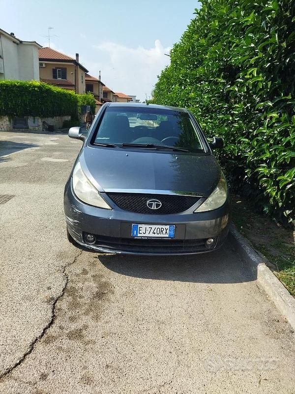 Usata Tata Indica 75 CV (55 kW) 2012 Grigio Utilitaria