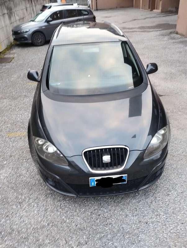 Usata Seat Altea XL Style 105 CV (77 kW) 2011 Grigio Monovolume