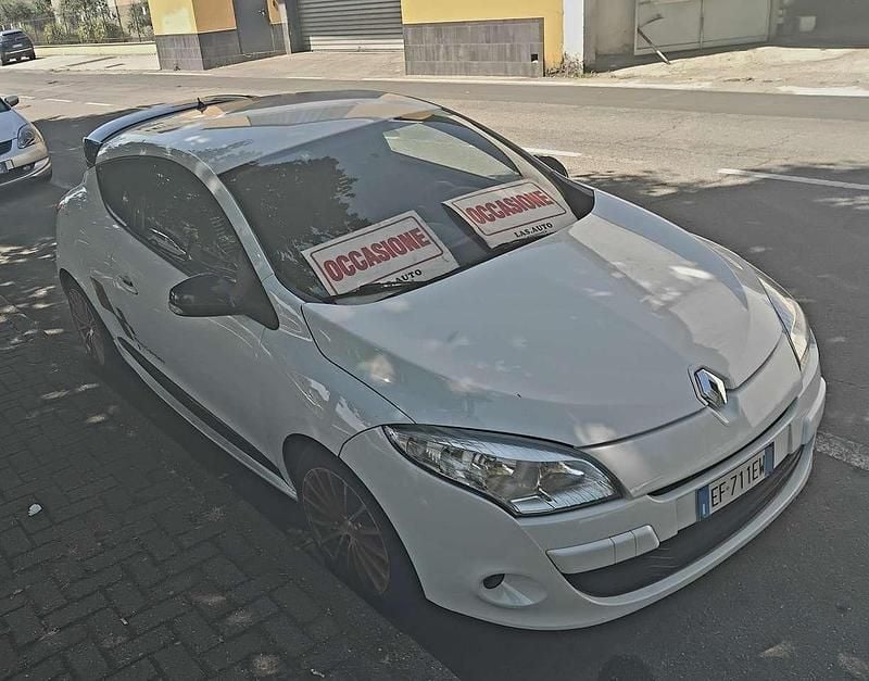Usata Renault Mégane Coupé Luxe 131 CV (96 kW) 2010 Other Coupé