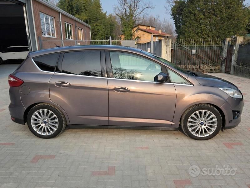 Usata Ford C-MAX Titanium 120 CV (88 kW) 2013 Marrone Monovolume