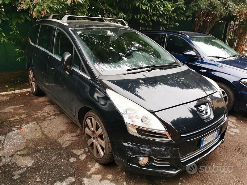 Usata Peugeot 5008 Allure 150 CV (110 kW) 2009 Nero Monovolume