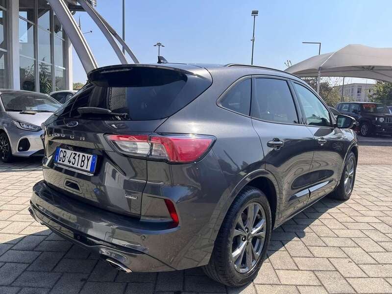 Usata Ford Kuga ST-Line 224 CV (164 kW) 2020 Grigio scuro SUV