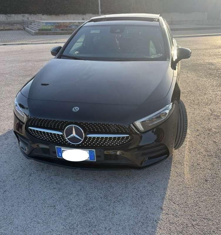 Usata Mercedes A180 Premium 116 CV (85 kW) 2019 Berlina