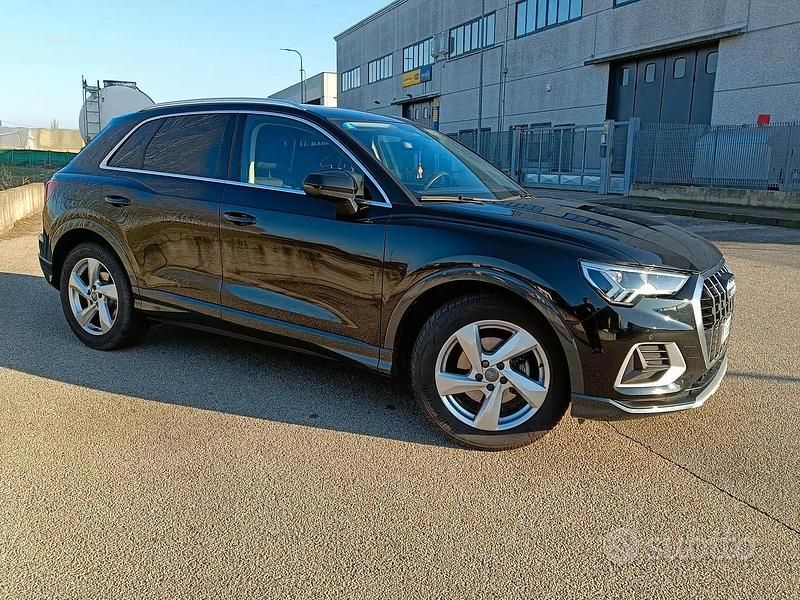 Usata Audi Q3 Advanced 150 CV (110 kW) 2019 Nero SUV