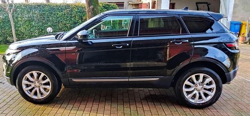 Usata Land Rover Range Rover evoque SE 150 CV (110 kW) 2015 Nero SUV