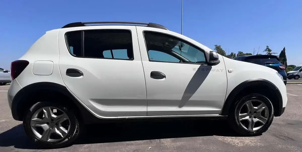 Usata Dacia Sandero Stepway 101 CV (74 kW) 2020 Bianco Berlina