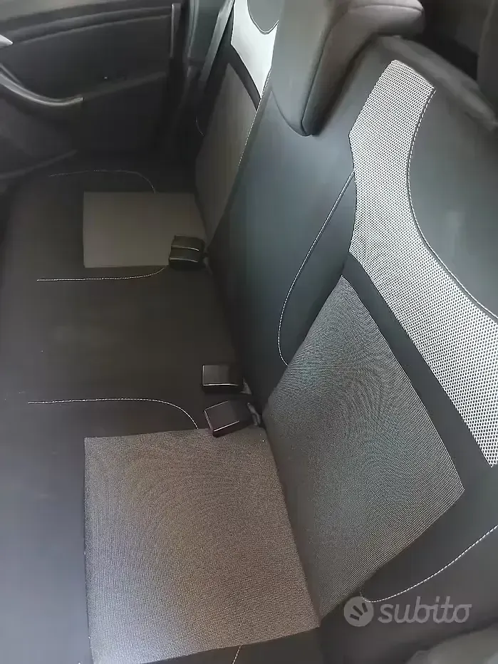 Usata Dacia Duster 114 CV (83 kW) 2018 Grigio SUV