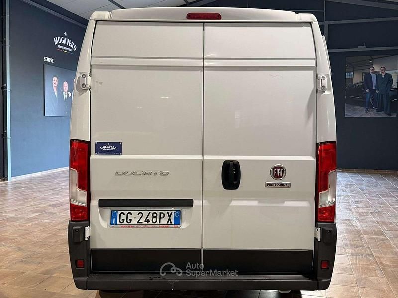 Usata Fiat Ducato 14 140 CV (102 kW) 2021 Bianco Furgone