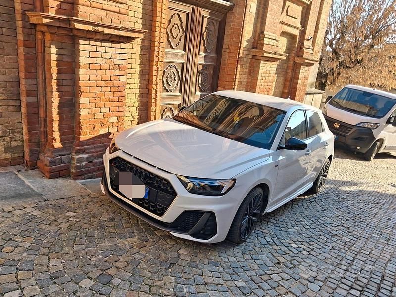 Usata Audi A1 2023 Bianco SUV