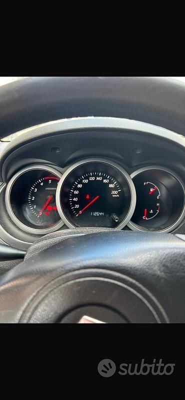 Grigio Usata 2008 Suzuki Vitara SUV | 7000 € (Buon prezzo) - Immagine 1/4