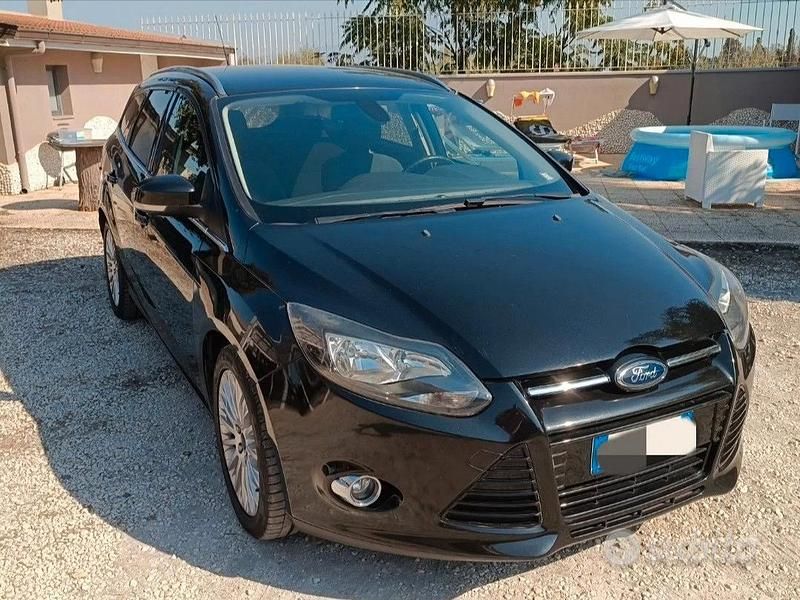 Usata Ford Focus Titanium 2012 Nero Station wagon