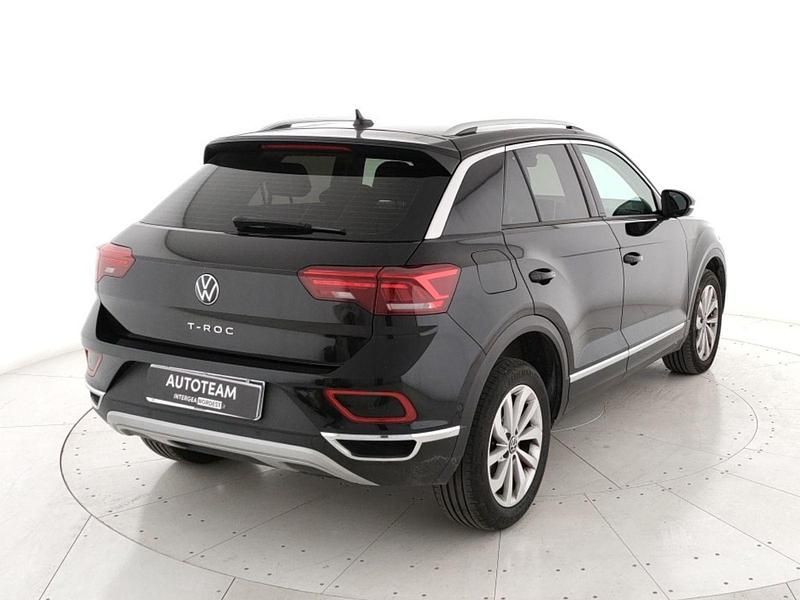 Usata VW T-Roc Style 150 CV (110 kW) 2023 Nero SUV