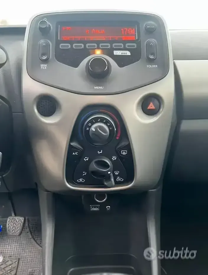 Usata Citroën C1 68 CV (50 kW) 2015 Bianco Utilitaria
