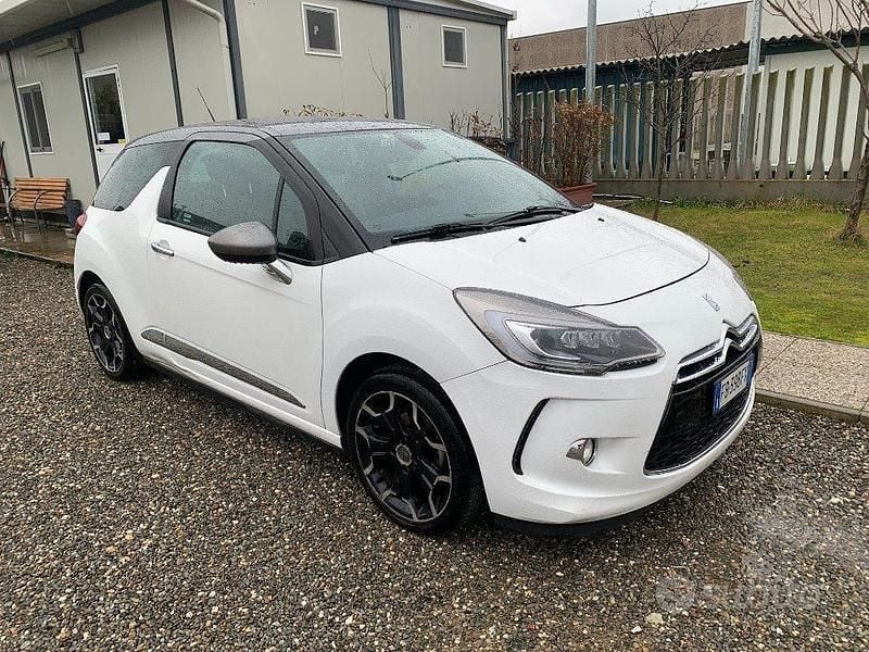 Usata DS Automobiles DS3 Sport Chic 110 CV (80 kW) 2016 Bianco Utilitaria
