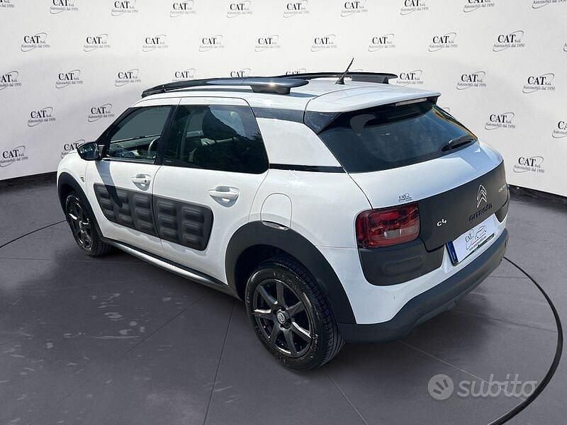 Usata Citroën C4 Shine 110 CV (80 kW) 2016 Bianco SUV