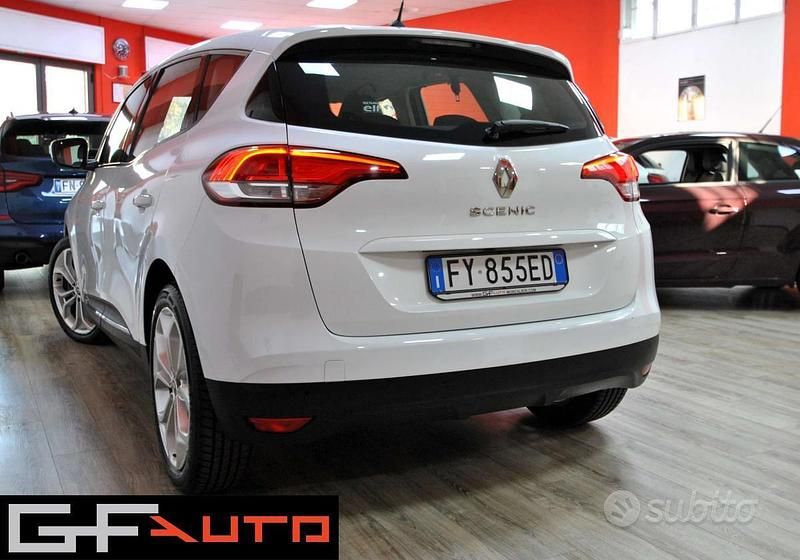 Usata Renault Scénic IV 120 CV (88 kW) 2019 Bianco Monovolume