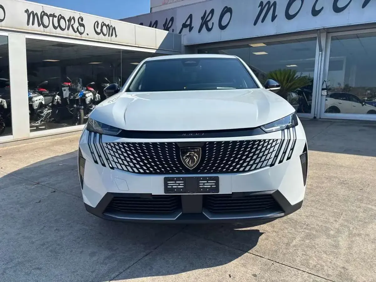 Nuova Peugeot 3008 Allure 136 CV (100 kW) 2026 Other SUV