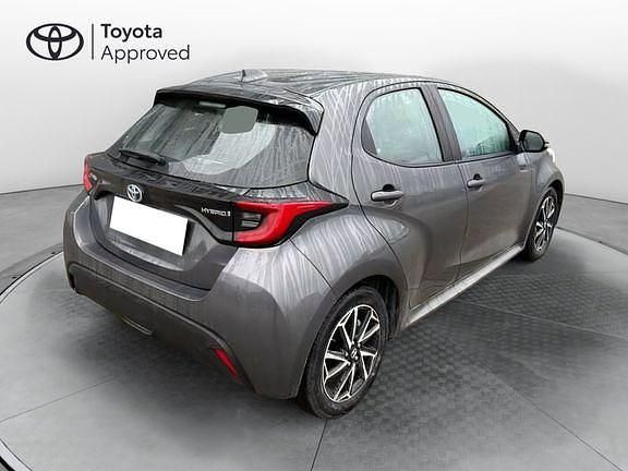 Usata Toyota Yaris Hybrid Trend 116 CV (85 kW) 2022 Grigio Utilitaria