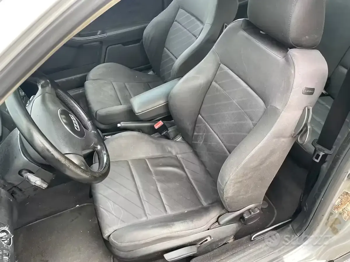 Usata Audi A3 130 CV (95 kW) 2002 Utilitaria