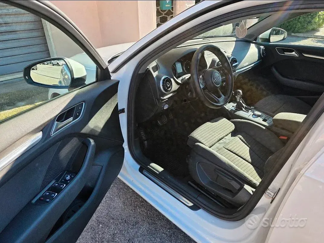 Usata Audi A3 110 CV (80 kW) 2016 Berlina
