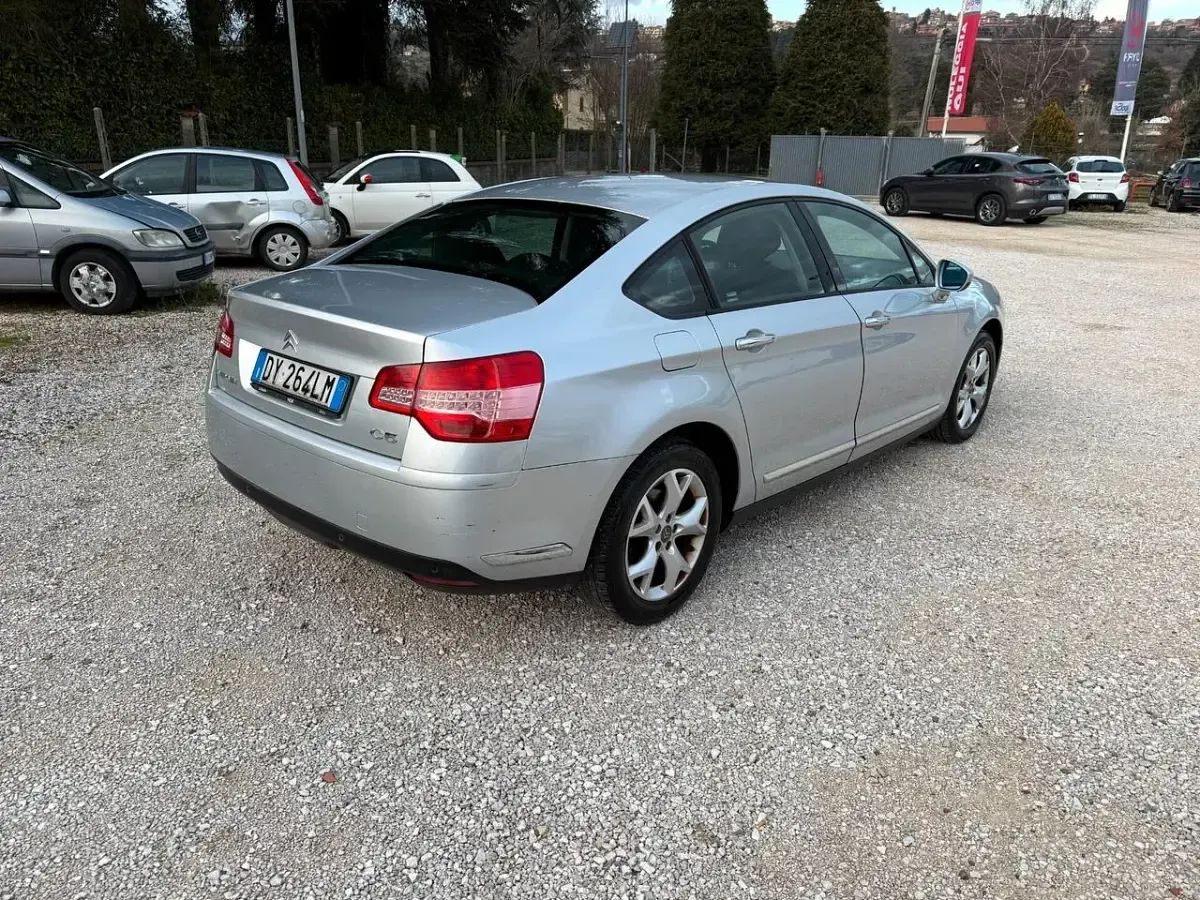 Usata Citroën C5 Dynamique 140 CV (102 kW) 2010 Argento Berlina
