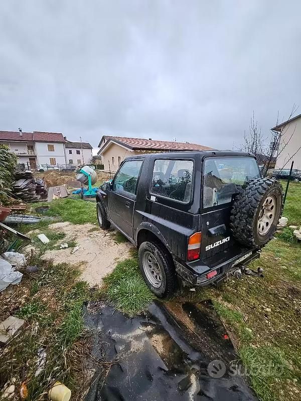 Usata Suzuki Vitara 1993 Nero SUV