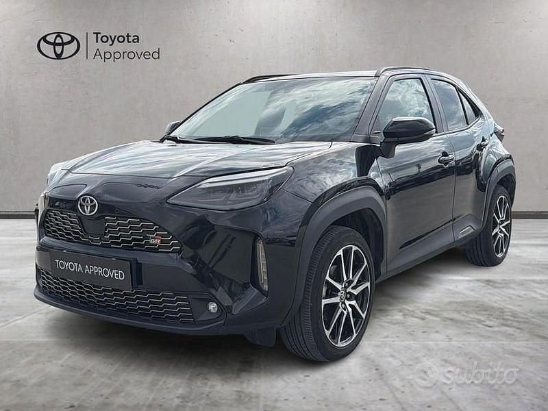 Usata Toyota Yaris Cross Sport 116 CV (85 kW) 2023 Grigio SUV