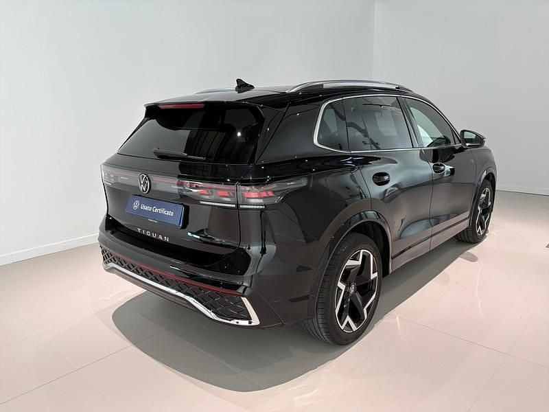 Usata VW Tiguan R-line 150 CV (110 kW) 2025 Nero SUV