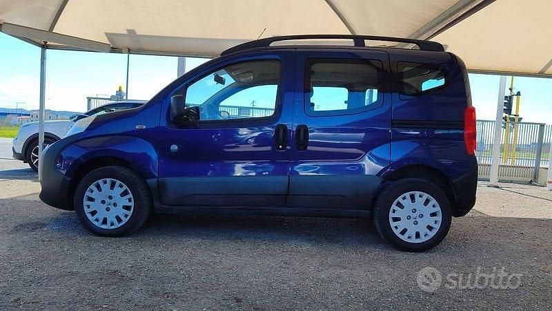 Usata Peugeot Bipper Outdoor 75 CV (55 kW) 2013 Blu Monovolume