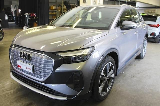 Usata Audi Q4 e-tron Advanced 150 kW (204 CV) 2023 Grigio SUV