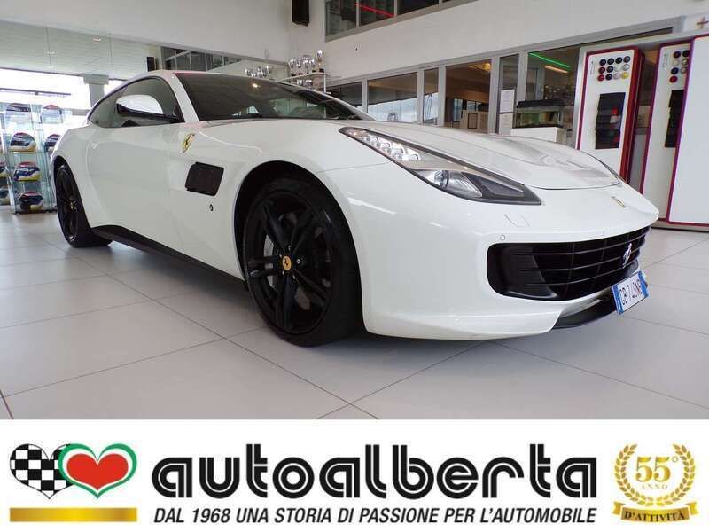 Usata Ferrari GTC4Lusso 689 CV (506 kW) 2016 Bianco Station wagon