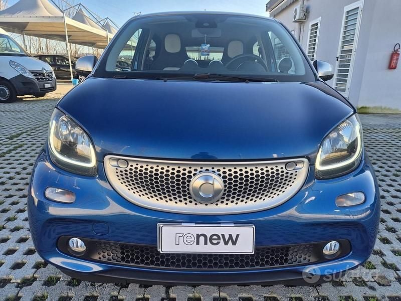 Blu Usata 2016 Smart ForFour Passion Utilitaria | 8399 € (Ottimo prezzo) - Immagine 1/4